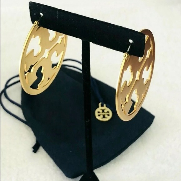 SALE!TORY BURCH GOLD PLATED BRASS MILLER LOGO EARR - Picture 4 of 7